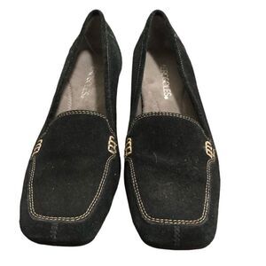 Aerosoles black small heel  shoes. Suede feel.